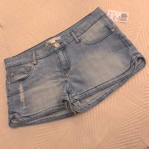 New!!!Forever 21 Denim Shorts 99% Cotton 1% Spandex 🌸 Size 29